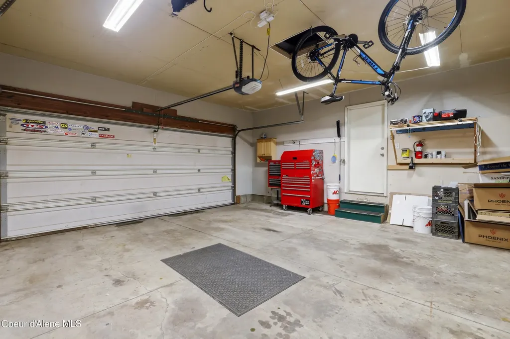 8208 W Arizona Street Rathdrum ID 83858