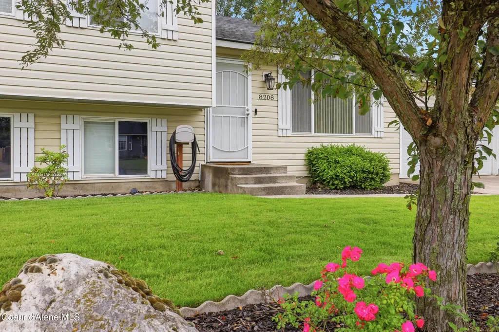8208 W Arizona Street Rathdrum ID 83858