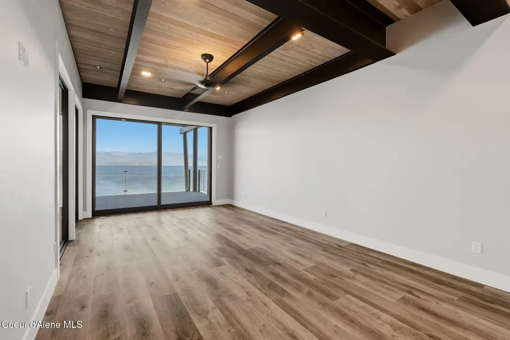 802 Sandpoint Avenue Sandpoint ID 83864