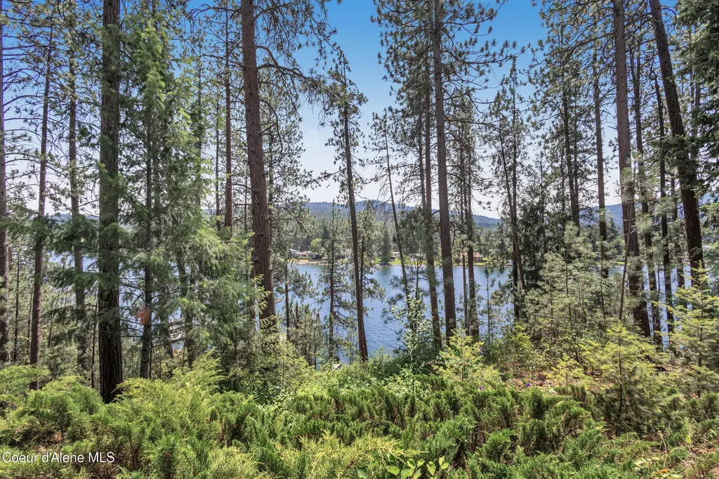3010 E Rivercrest Drive Post Falls ID 83854