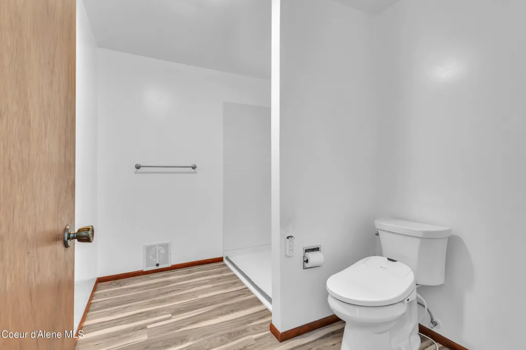 3010 E Rivercrest Drive Post Falls ID 83854