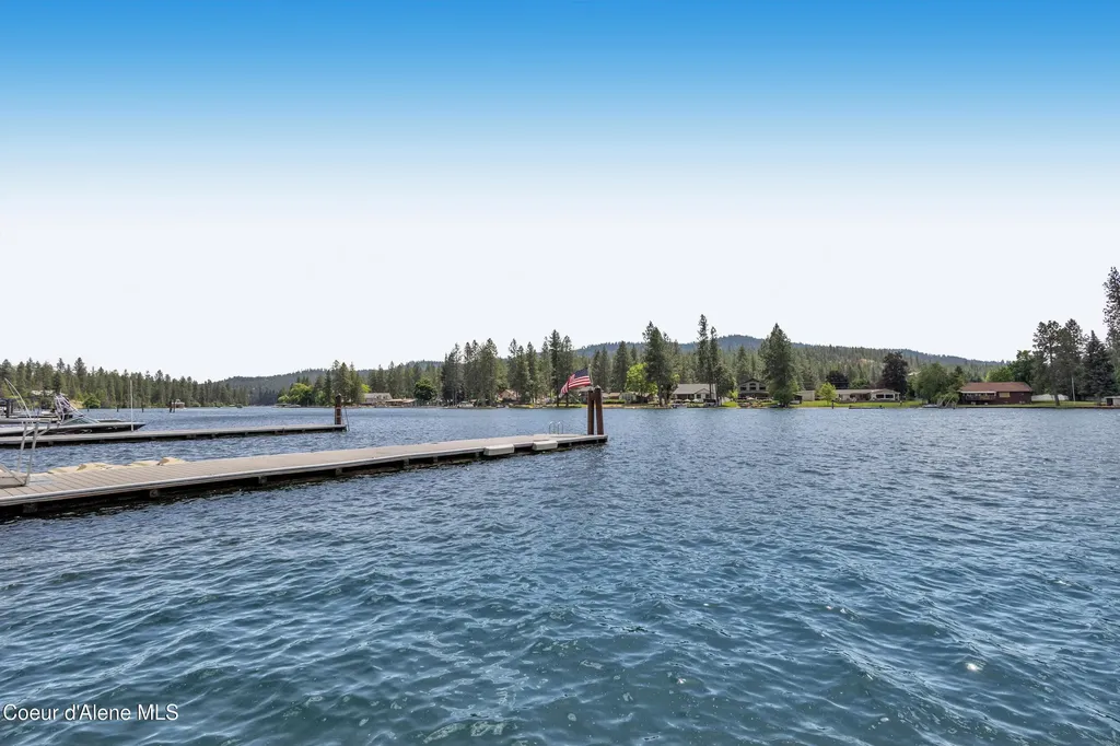 3010 E Rivercrest Drive Post Falls ID 83854