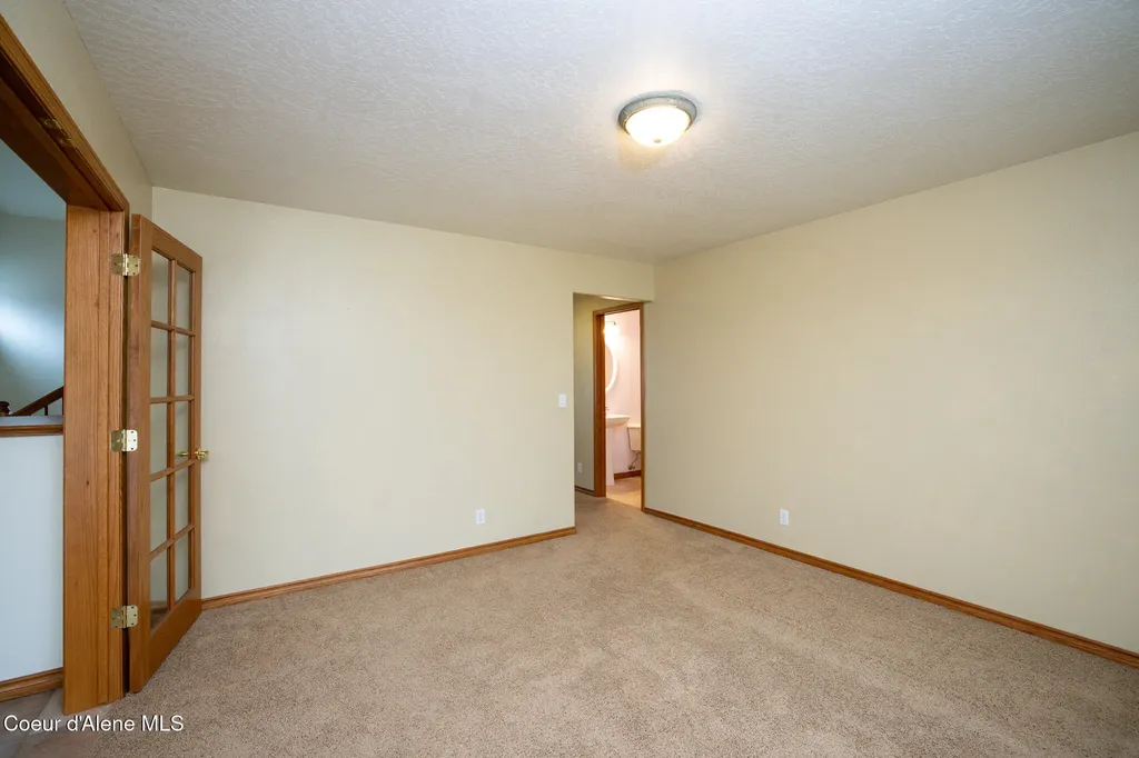 11440 N Rocking R Road Hayden ID 83835