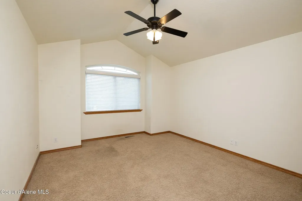 11440 N Rocking R Road Hayden ID 83835