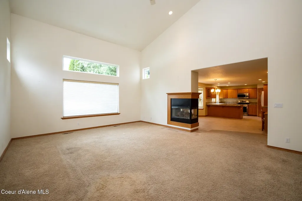 11440 N Rocking R Road Hayden ID 83835