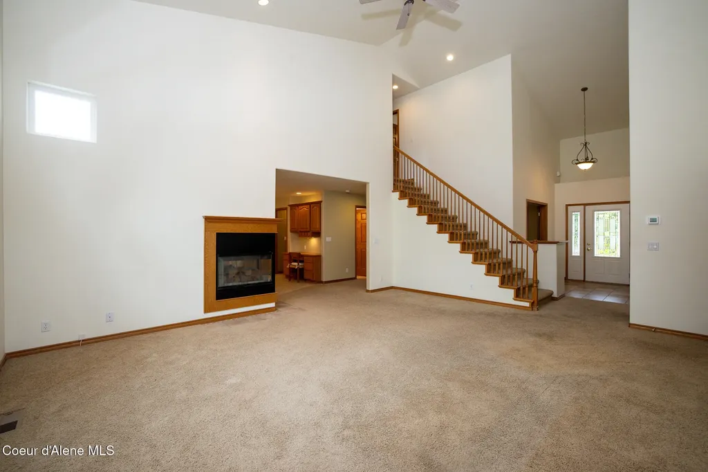 11440 N Rocking R Road Hayden ID 83835