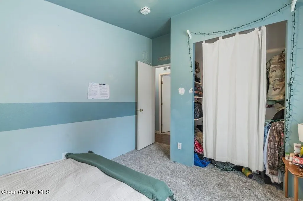 1822 Kootenai Trail Road Naples ID 83847