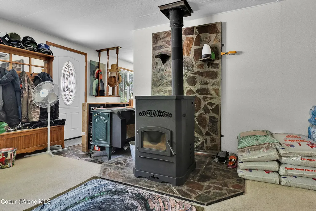 443 Herrmann Lake Road Sagle ID 83860