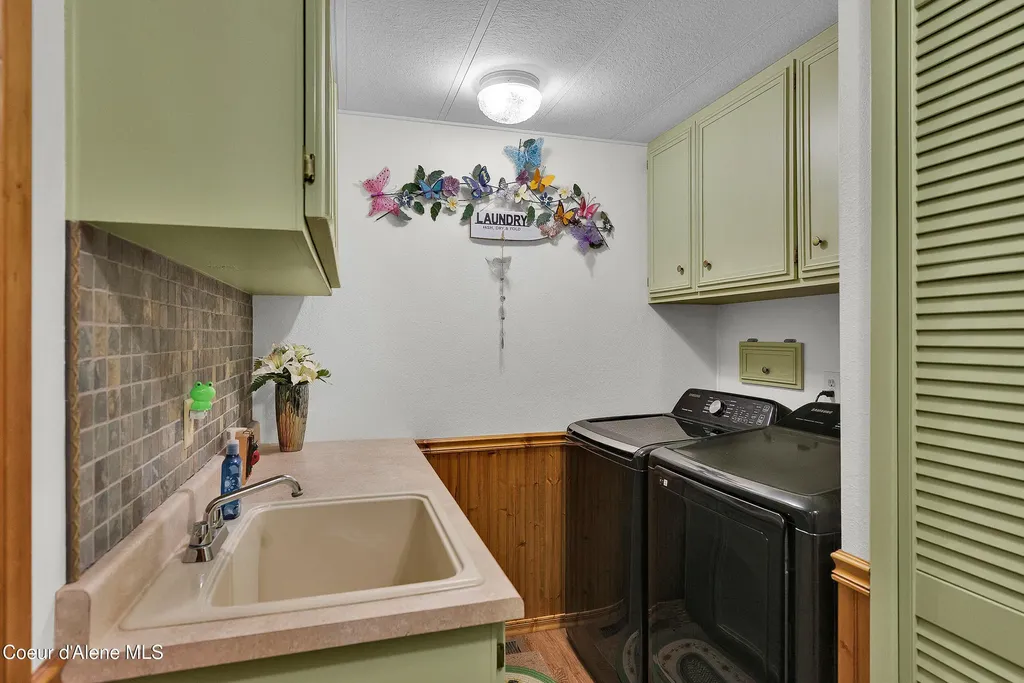 443 Herrmann Lake Road Sagle ID 83860