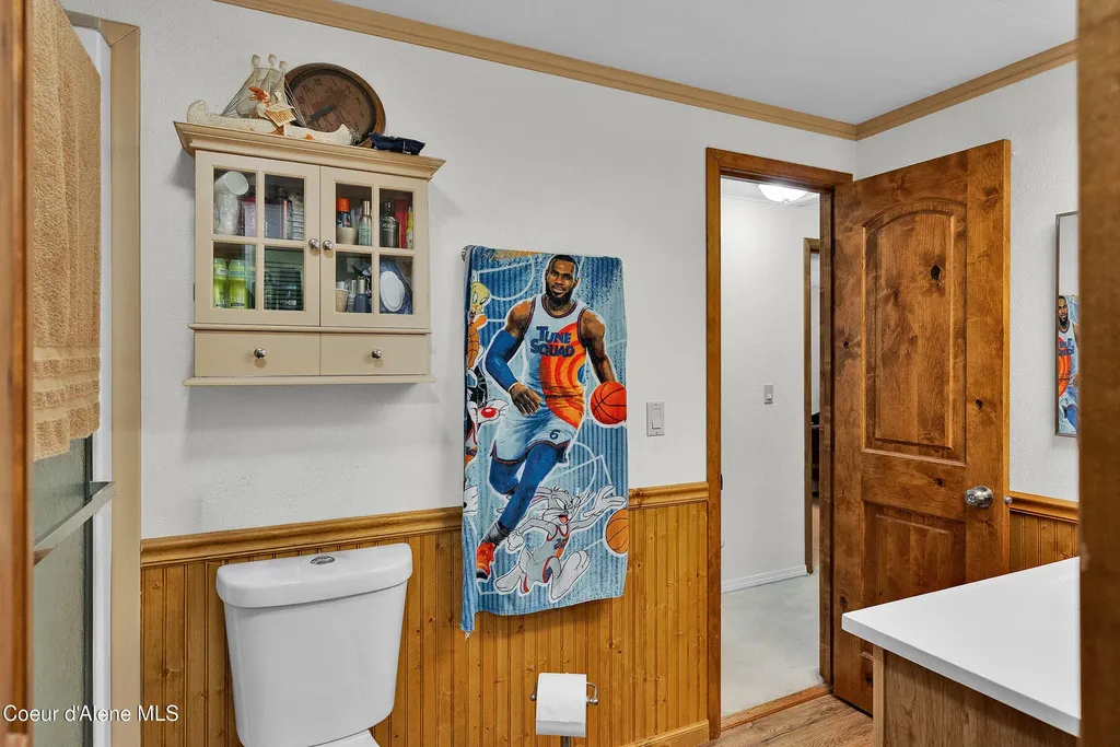 443 Herrmann Lake Road Sagle ID 83860