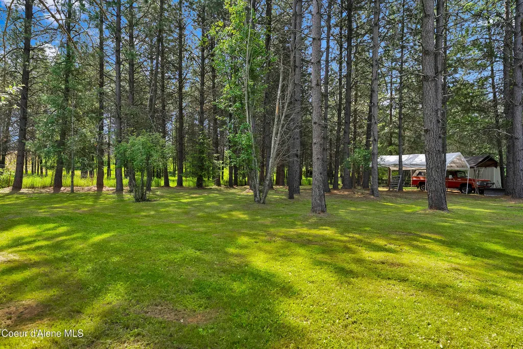443 Herrmann Lake Road Sagle ID 83860