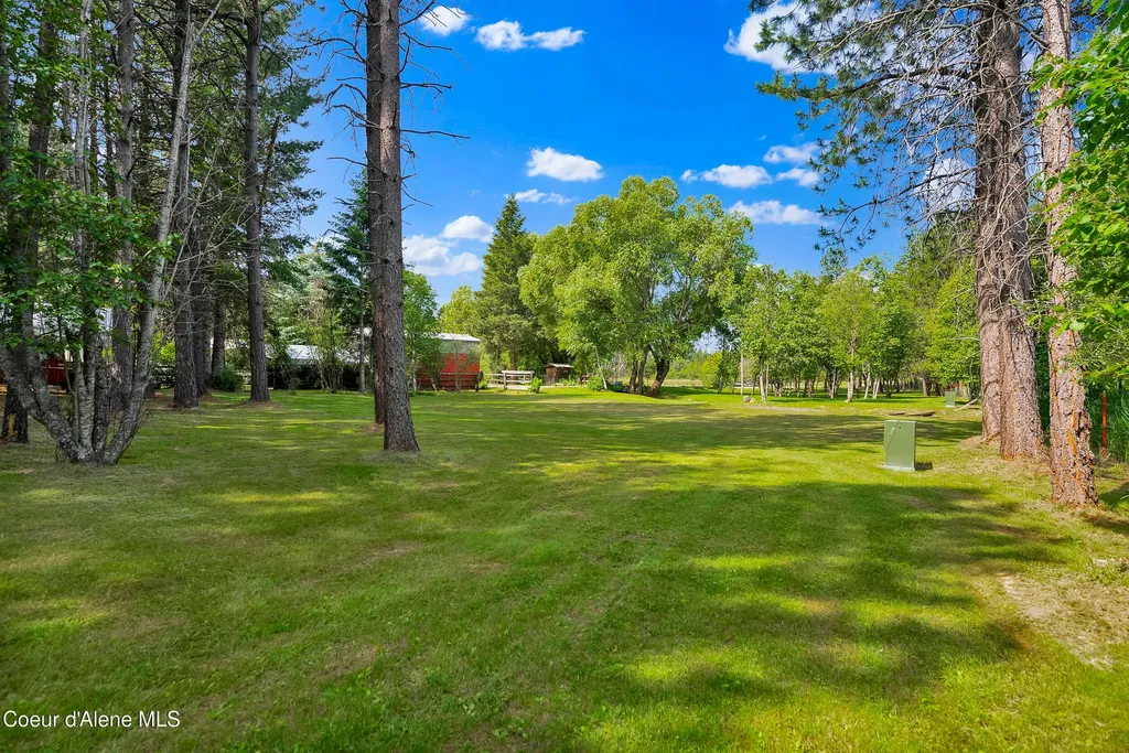 443 Herrmann Lake Road Sagle ID 83860