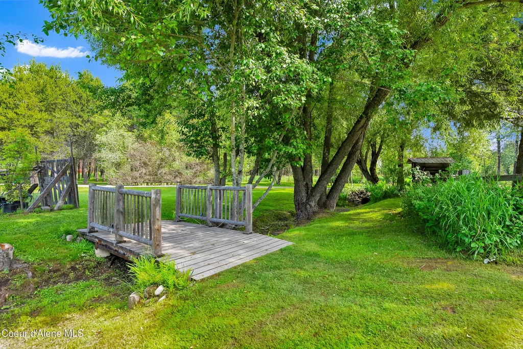 443 Herrmann Lake Road Sagle ID 83860