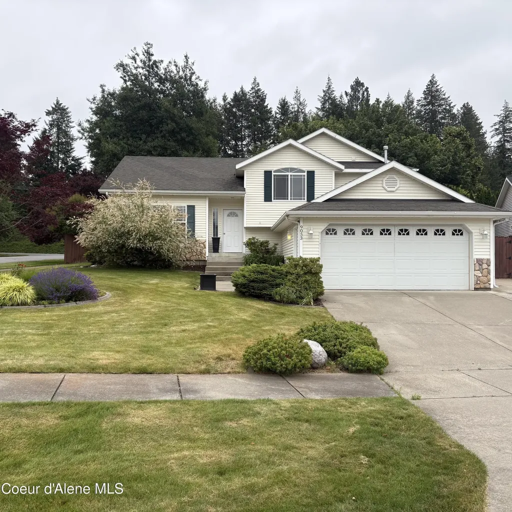 9053 N Drawbridge Court Hayden ID 83835