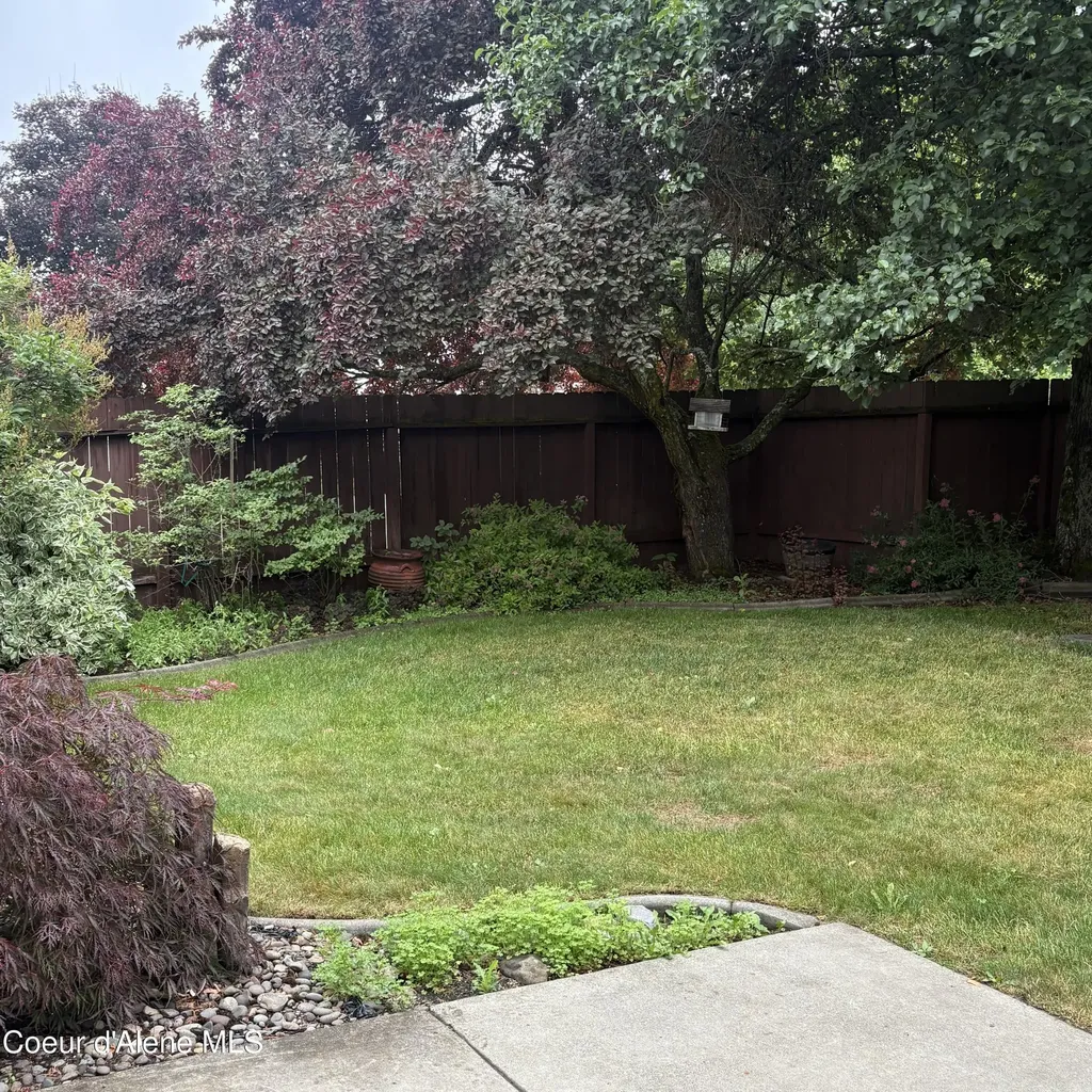 9053 N Drawbridge Court Hayden ID 83835