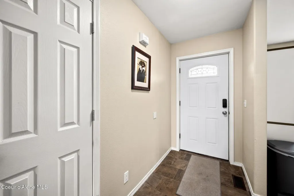 7554 W Robin Road Rathdrum ID 83858