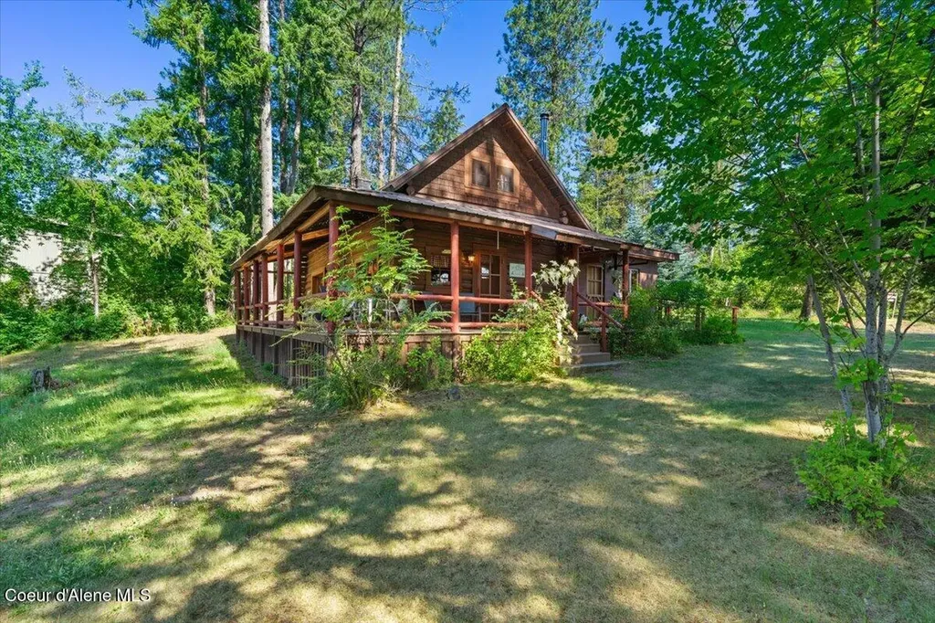 7552 W Mount Carlton Drive Spirit Lake ID 83869