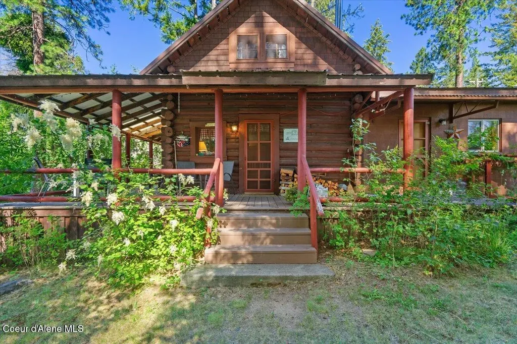 7552 W Mount Carlton Drive Spirit Lake ID 83869