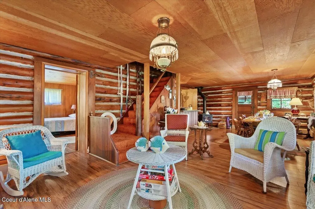 7552 W Mount Carlton Drive Spirit Lake ID 83869