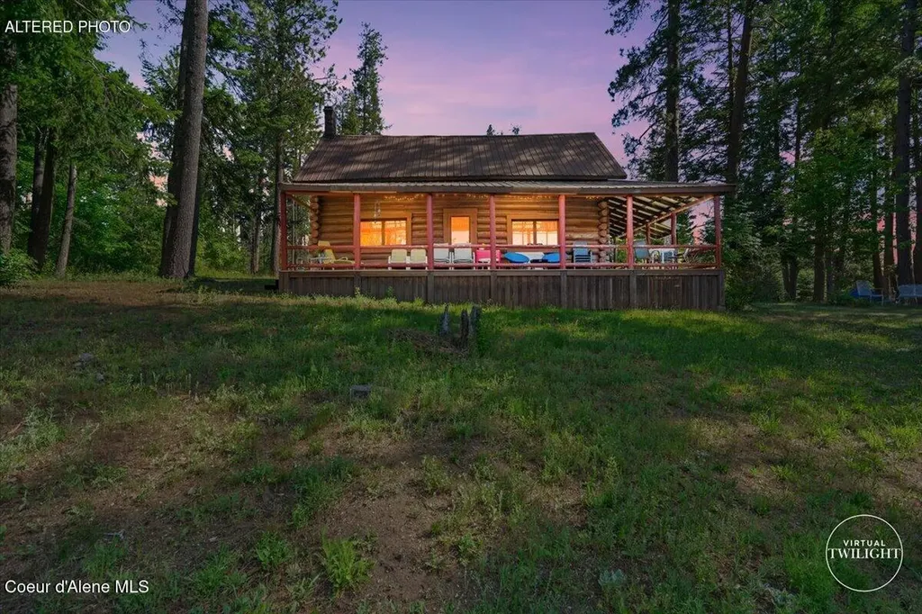 7552 W Mount Carlton Drive Spirit Lake ID 83869