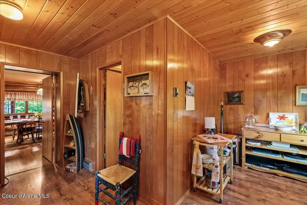 7552 W Mount Carlton Drive Spirit Lake ID 83869