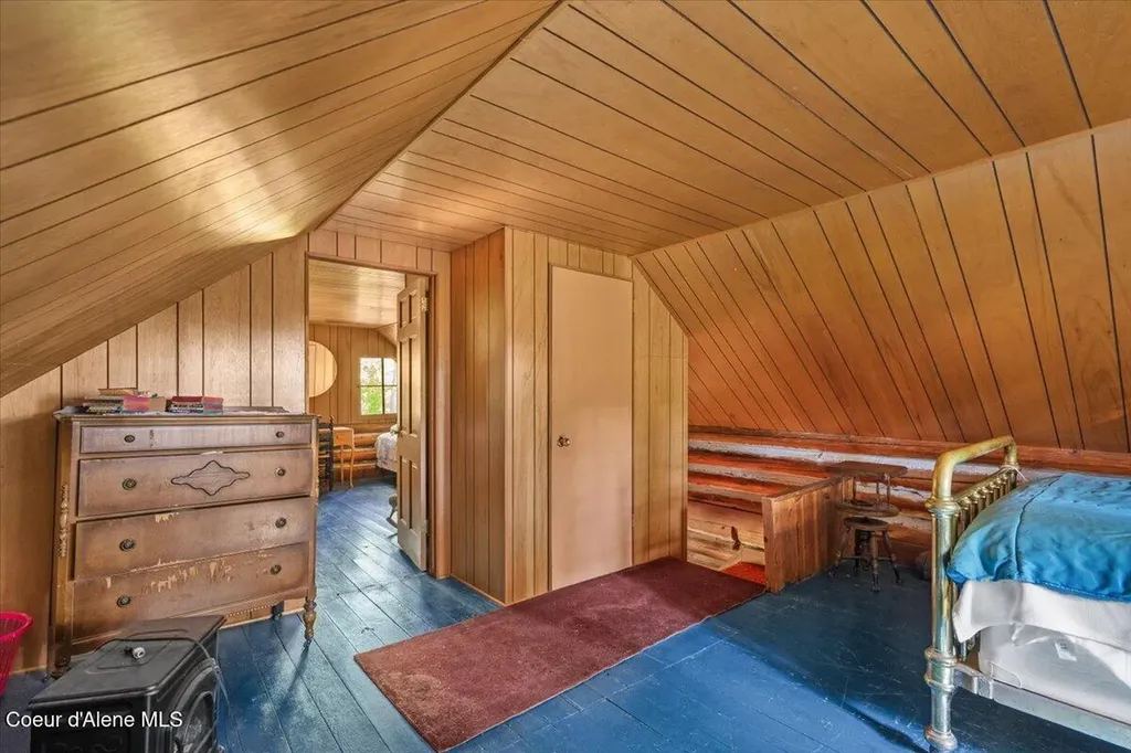 7552 W Mount Carlton Drive Spirit Lake ID 83869