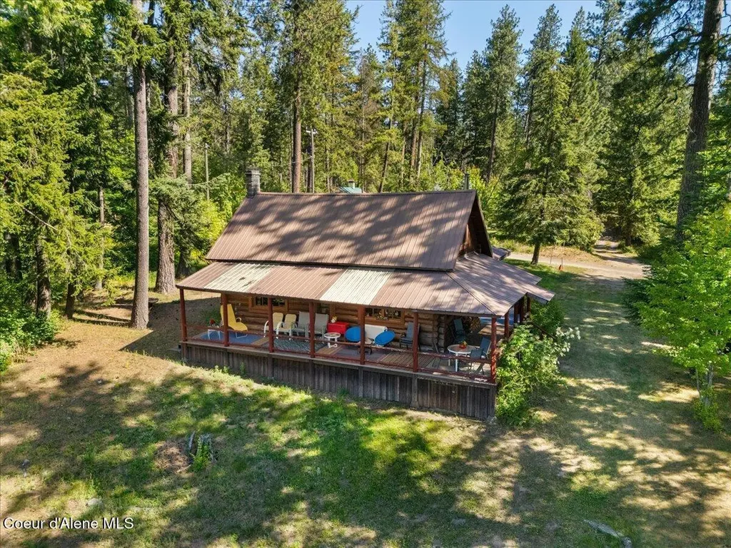 7552 W Mount Carlton Drive Spirit Lake ID 83869