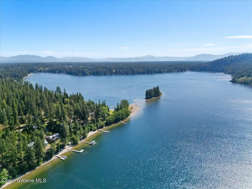 7552 W Mount Carlton Drive Spirit Lake ID 83869