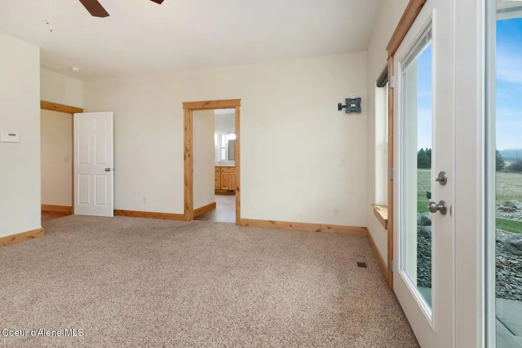 7463 W Lancaster Road Rathdrum ID 83858