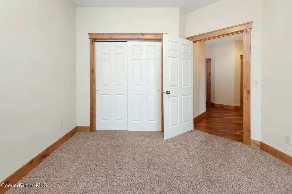 7463 W Lancaster Road Rathdrum ID 83858