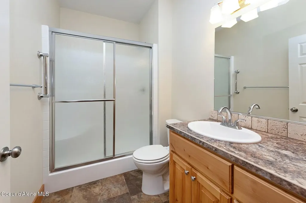 7463 W Lancaster Road Rathdrum ID 83858
