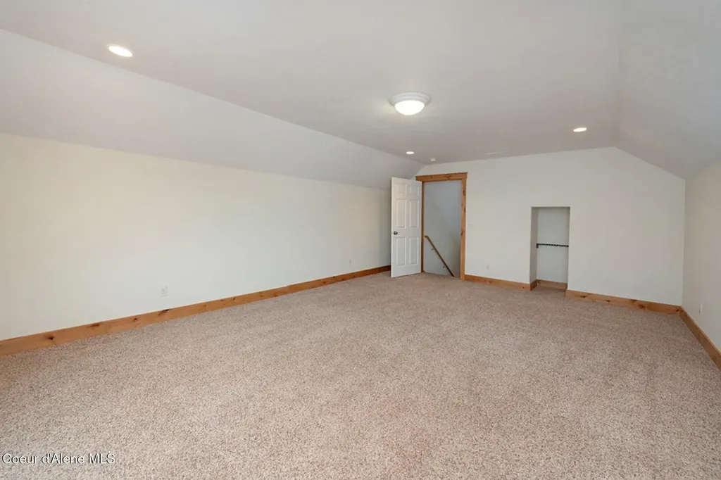 7463 W Lancaster Road Rathdrum ID 83858