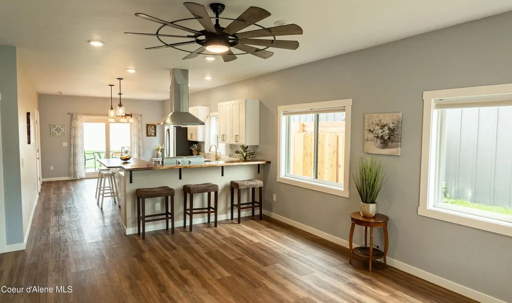 6806 Selkirk Street Bonners Ferry ID 83805