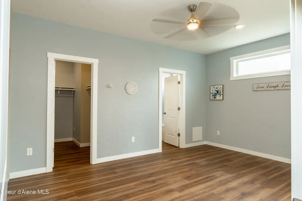6806 Selkirk Street Bonners Ferry ID 83805