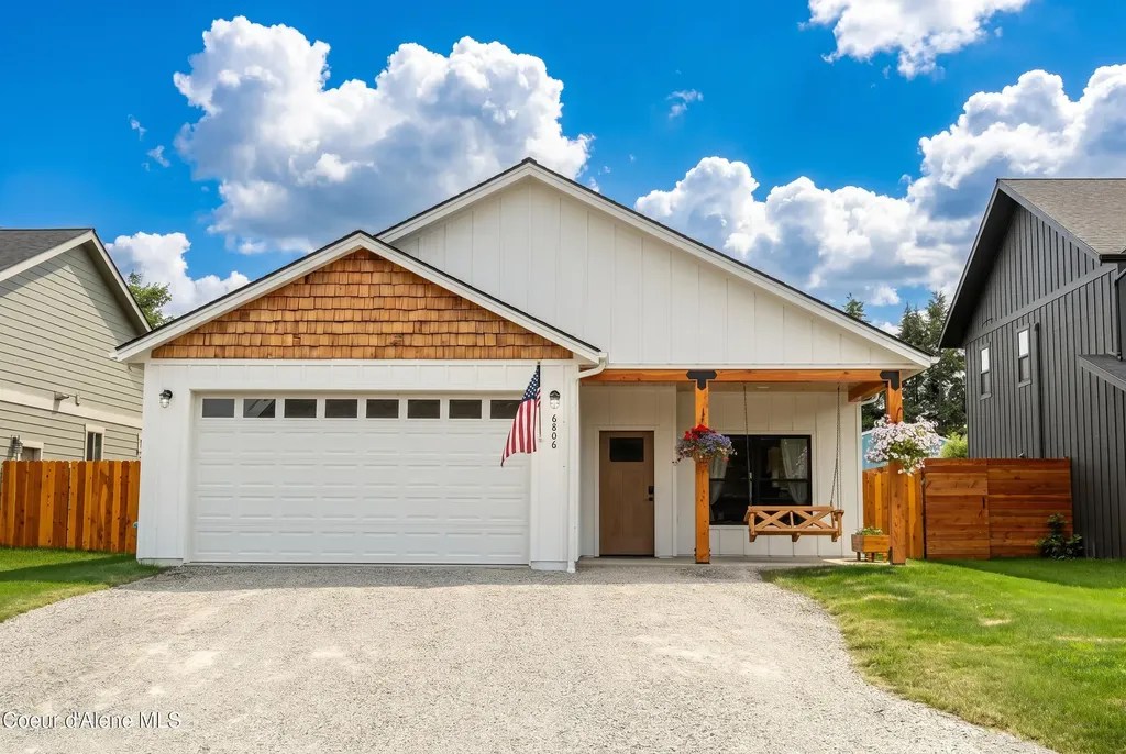 6806 Selkirk Street Bonners Ferry ID 83805