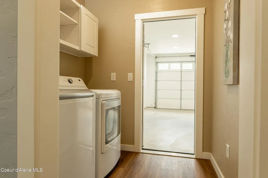 6806 Selkirk Street Bonners Ferry ID 83805