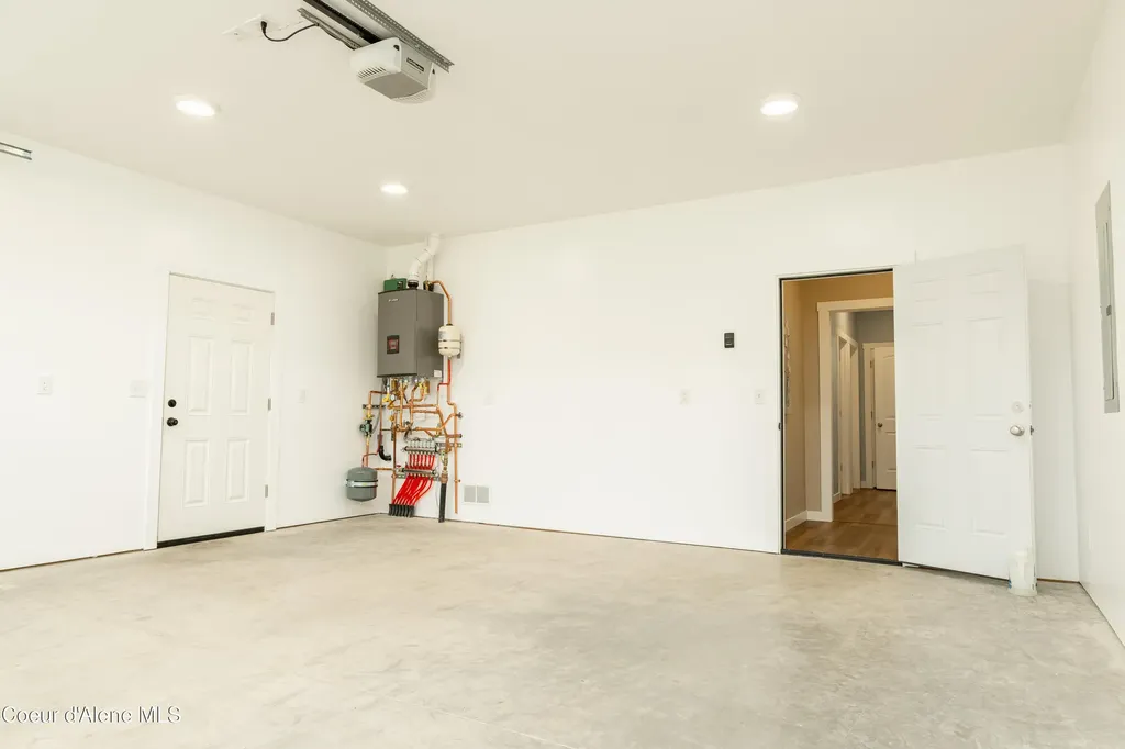 6806 Selkirk Street Bonners Ferry ID 83805