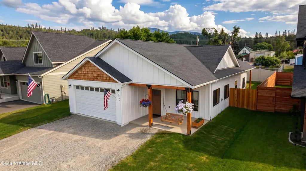 6806 Selkirk Street Bonners Ferry ID 83805