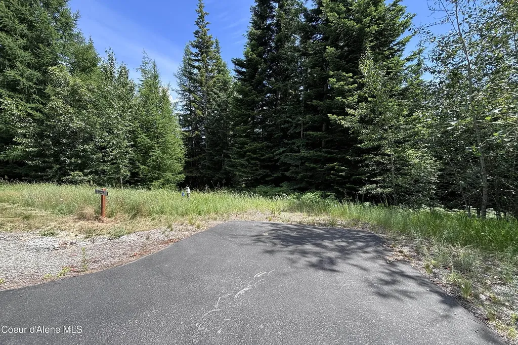 1046 Saddleback Drive Naples ID 83847