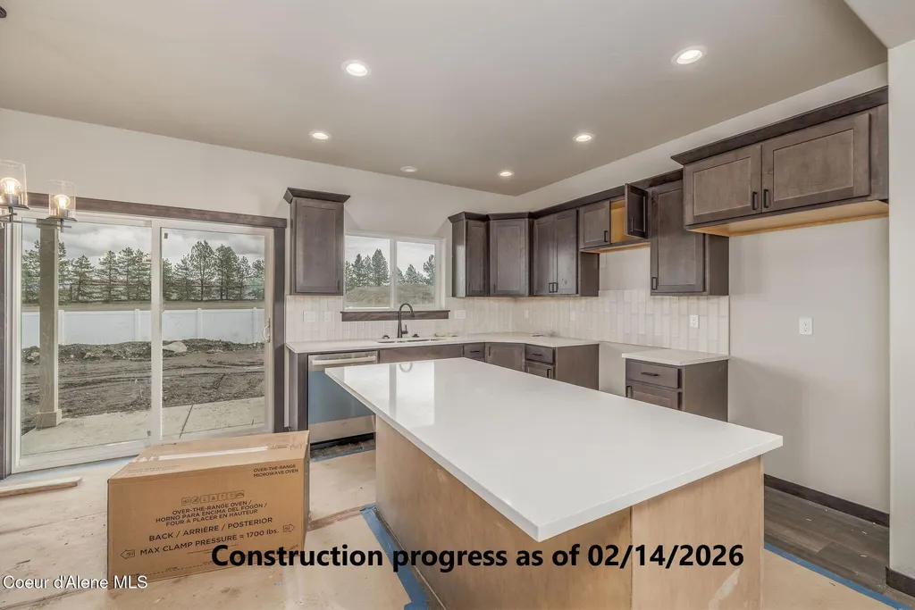 2660 N Neptune Street Post Falls ID 83854