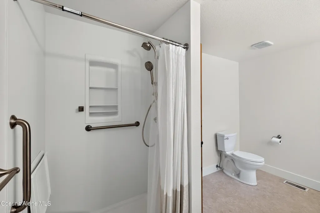 3423 E 1st Avenue Post Falls ID 83854