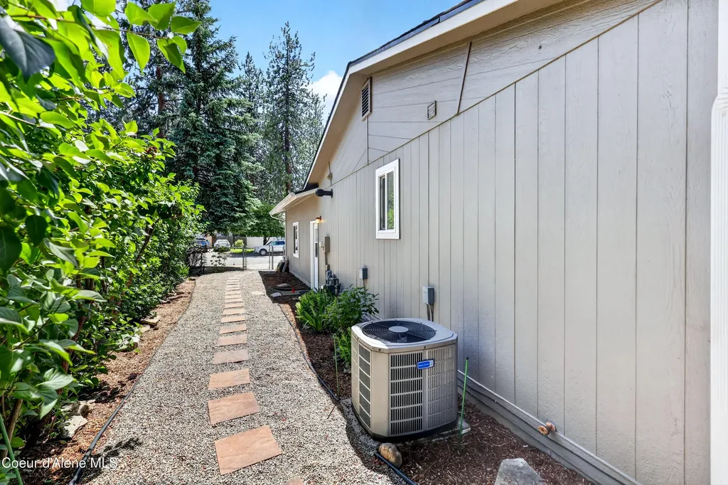 3423 E 1st Avenue Post Falls ID 83854
