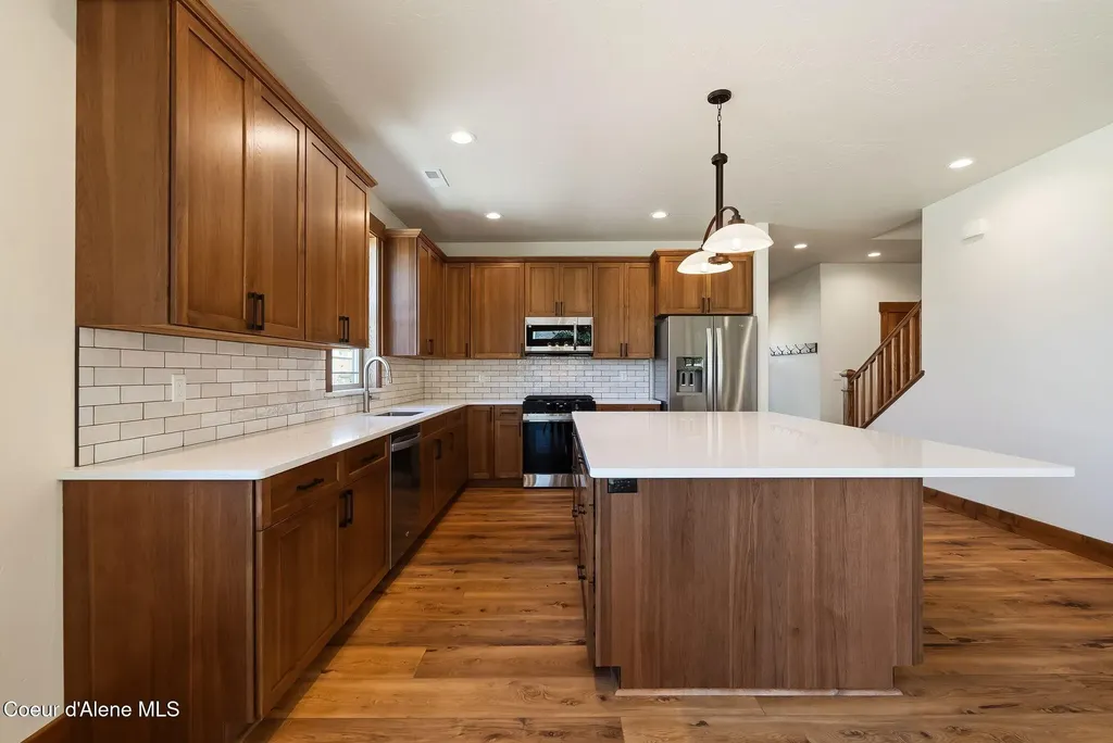 1521 Autumn Lane Sandpoint ID 83864