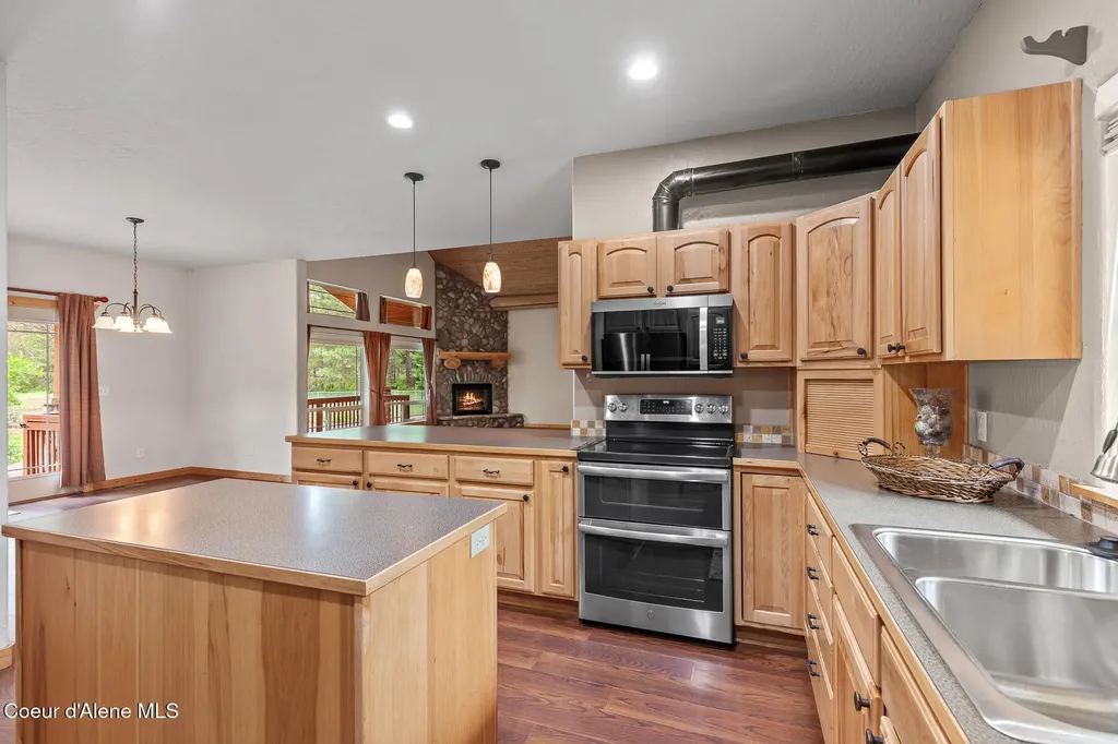 1741 E Diagonal Road Rathdrum ID 83858