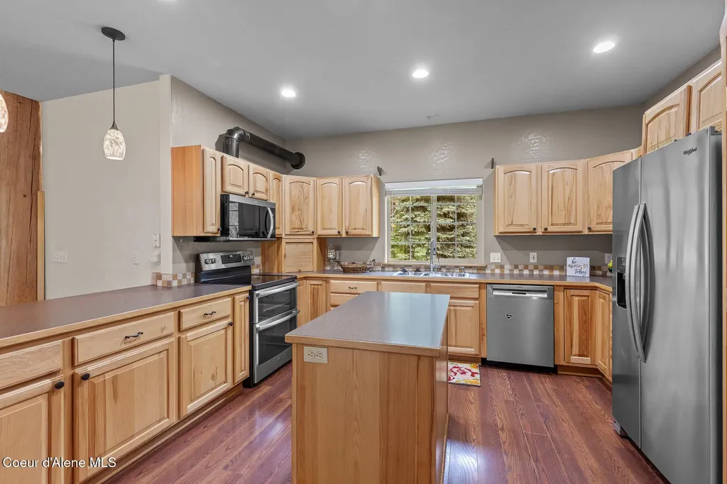 1741 E Diagonal Road Rathdrum ID 83858