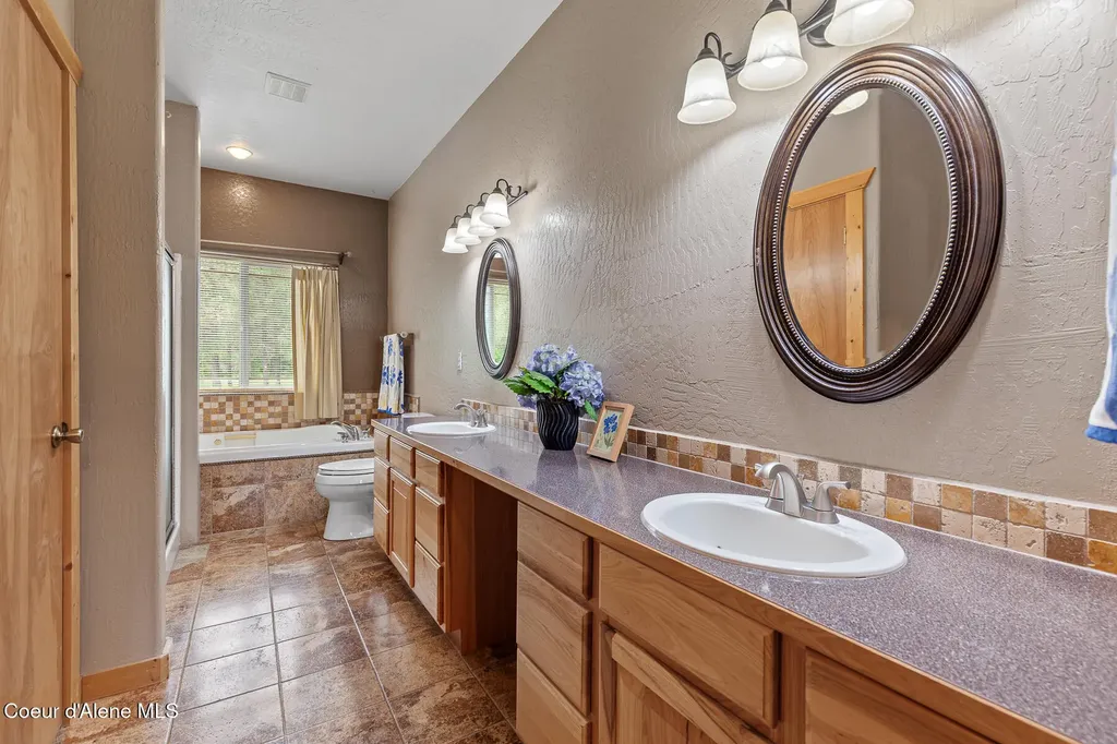 1741 E Diagonal Road Rathdrum ID 83858