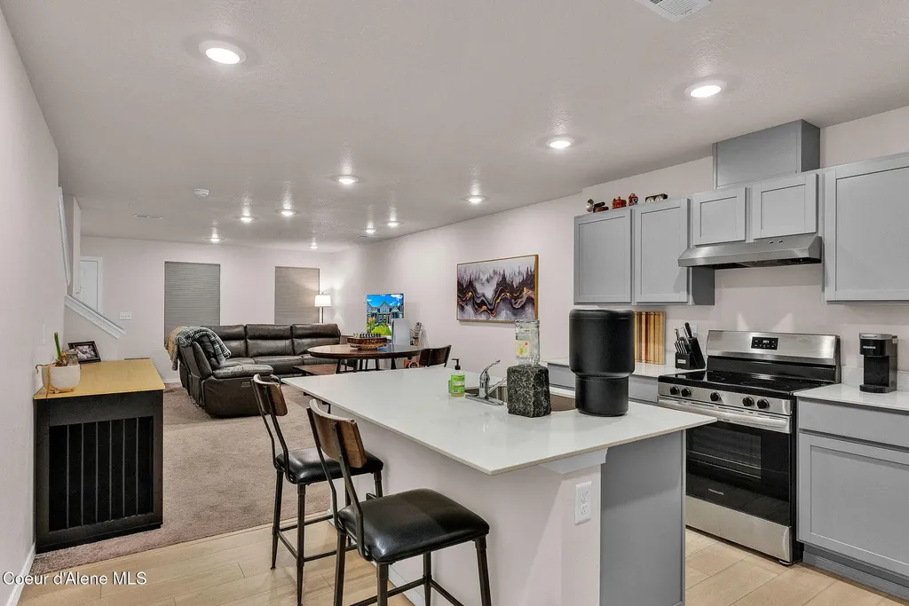 287 E Lupine Lane Hayden ID 83835