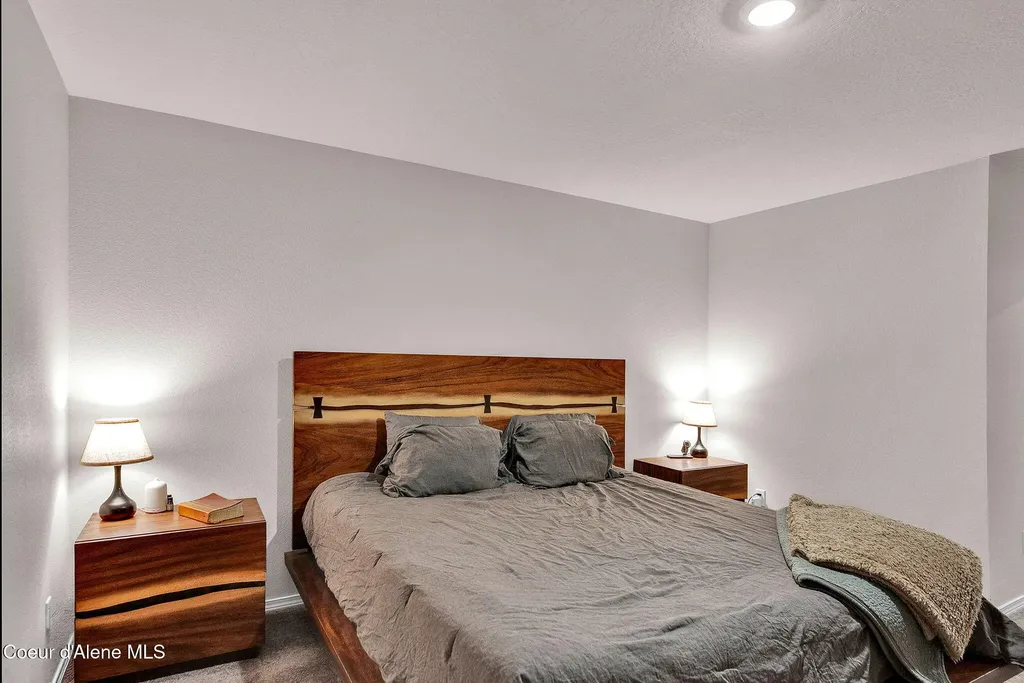 287 E Lupine Lane Hayden ID 83835