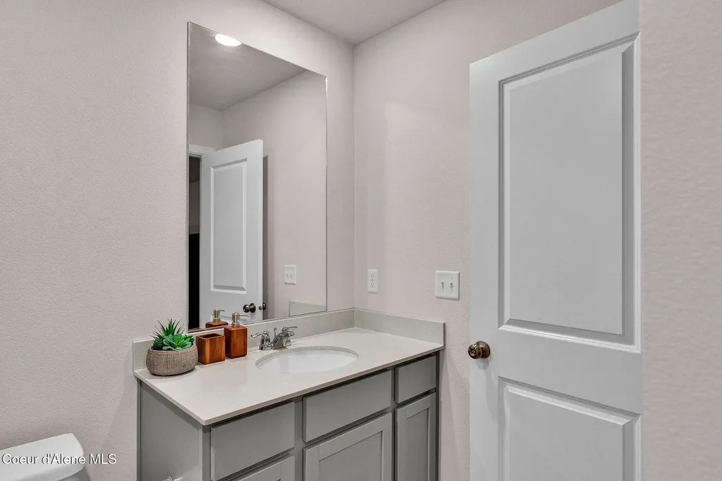 287 E Lupine Lane Hayden ID 83835