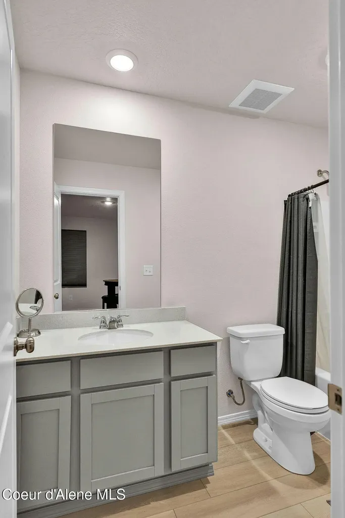 287 E Lupine Lane Hayden ID 83835